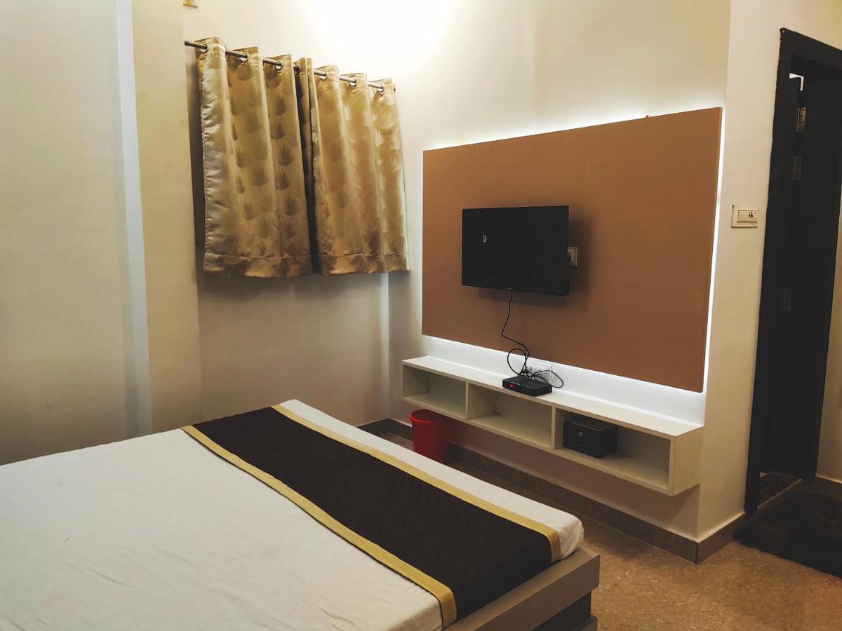 Hotel The Shree Jee Palace Mirzāpur エクステリア 写真