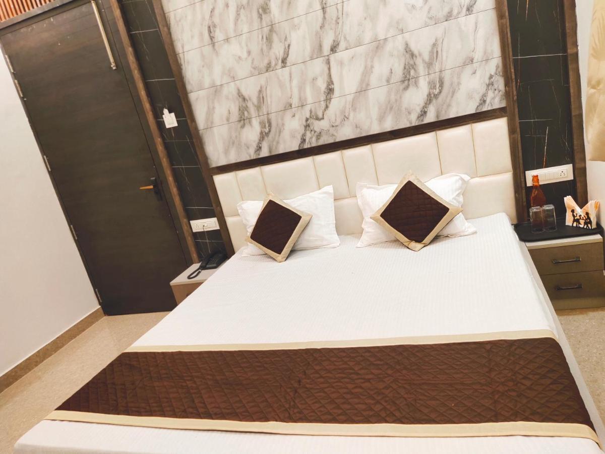 Hotel The Shree Jee Palace Mirzāpur エクステリア 写真