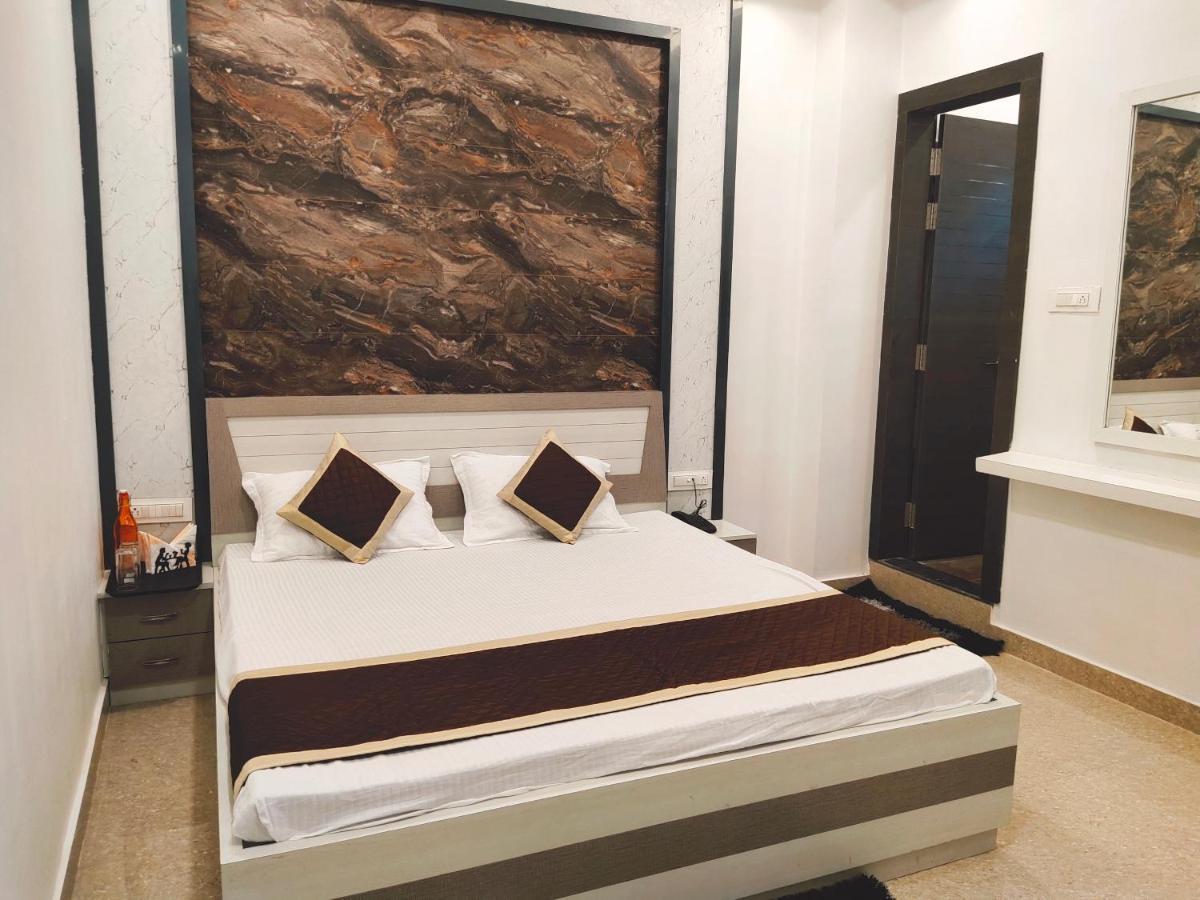 Hotel The Shree Jee Palace Mirzāpur エクステリア 写真